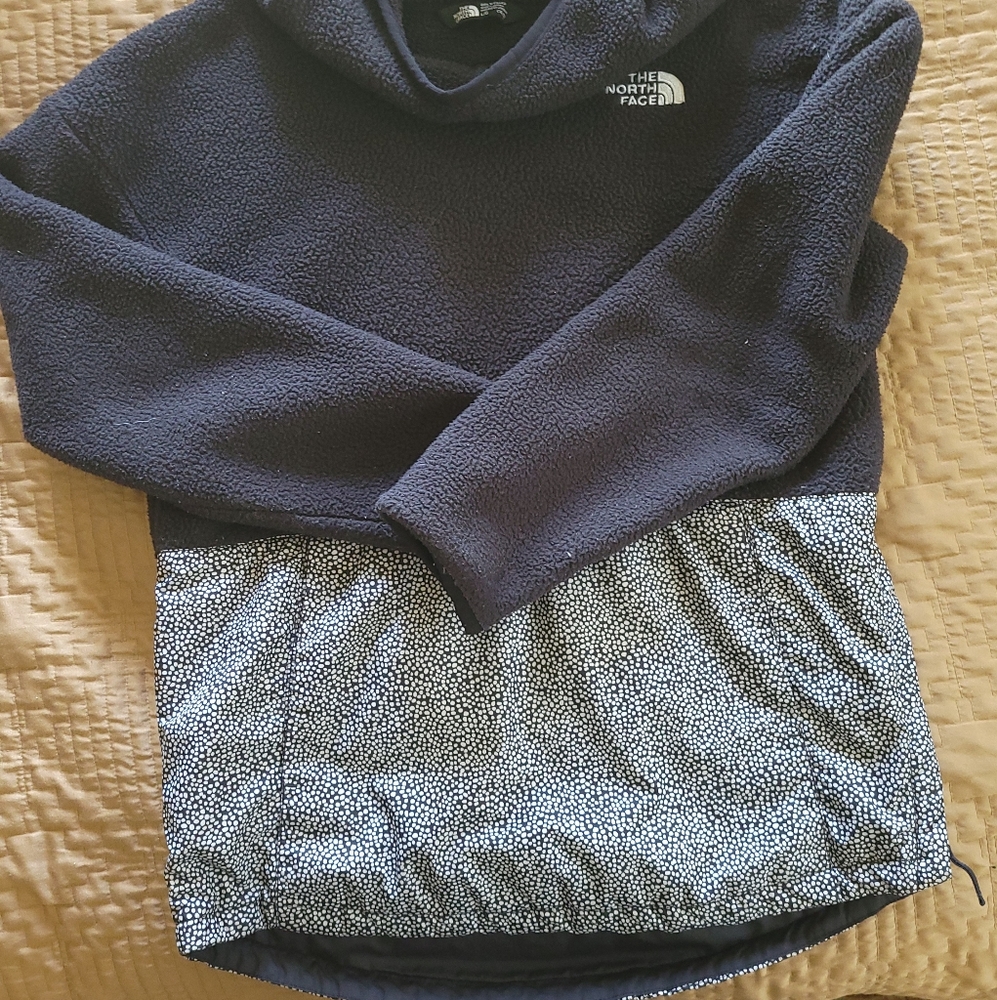 North Face pullover hoodie